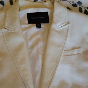 Banana Republic White Blazer